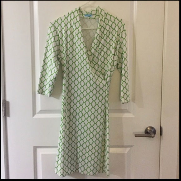 J.McLaughlin green and white faux wrap dress - Picture 2 of 4
